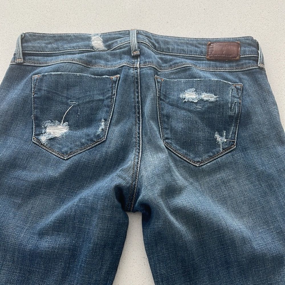 Women’s Sold Design Lab Distressed Jeans - Picture 6 of 8